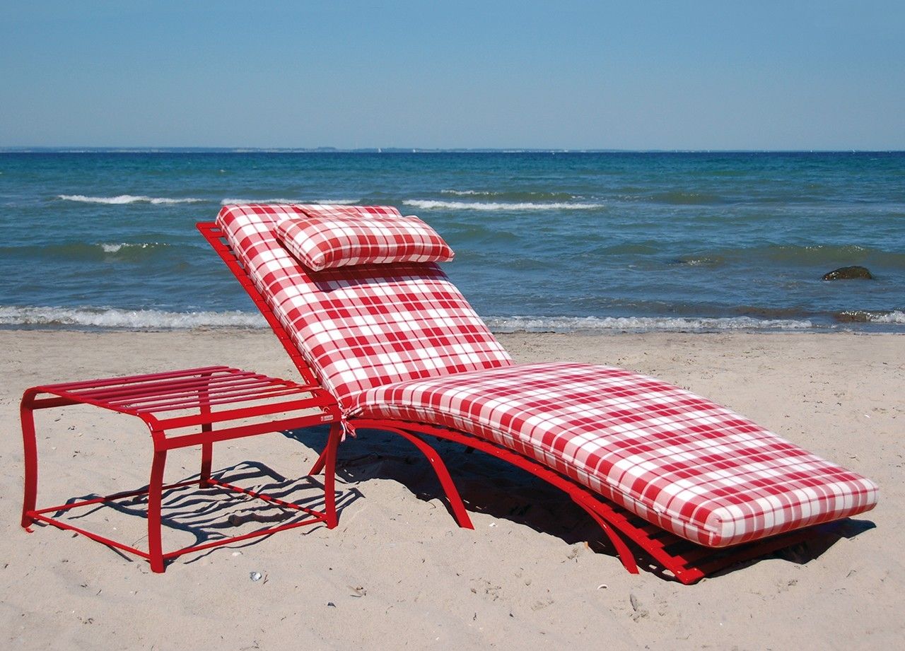 passgenauer, wetterfeste Liegenauflage mit Kaltschaum-Füllung auf körperfreundlichen rostfreien Sonnenliege Toulouse