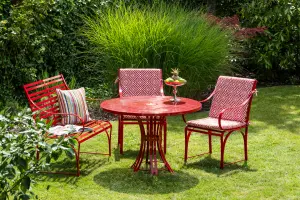 Ansprechendes Edelstahl Gartenmöbel Ensemble mit Riviera Tisch, Stühlen und Bank