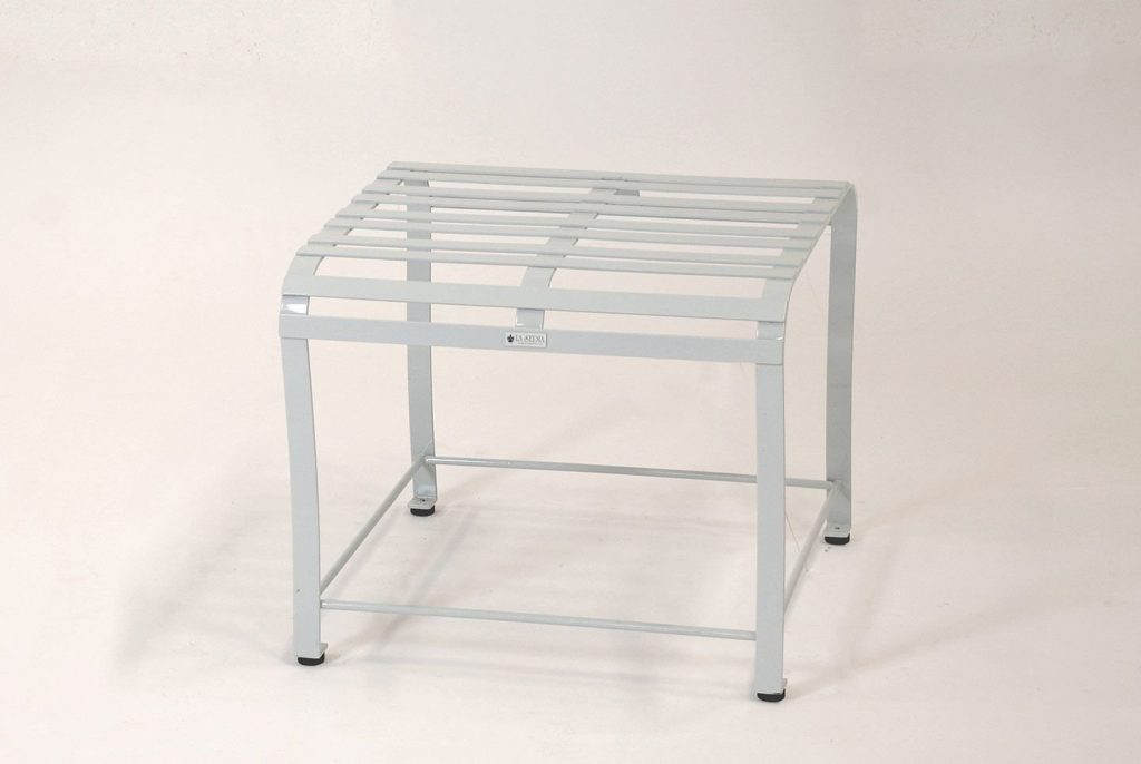 wetterfester Beistelltisch aus Edelstahl für den Garten und Wohnbereich, pulverbeschichteter Sidetable im schlichtem und modernem Design, ganzjährig benutzbar