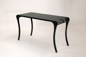 LaSedia Bestelltisch aus Edelstahl, mit höhenverstellbaren Metall-Füßen handgefertigt in Deutschland, pulverbeschichtet im filigranem Design