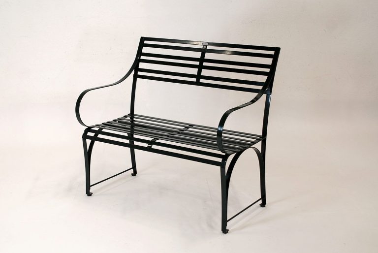 Witterungsbeständige 2er/ 3er Gartenbank aus Edelstahl für den Garten, die zeitlose Eleganz und Langlebigkeit wurde handgefertigt in Deutschland mit Pulverbeschichtung