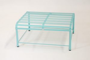 Witterungsbeständiger Edelstahl- Sonnentisch; hochwertig mit Handarbeit verarbeitet aus robusten Materialien, Pulverbeschichteter Tisch, Niro- Stahl