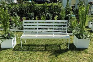 Edelstahl Gartenbank Grand Plaza in weiß