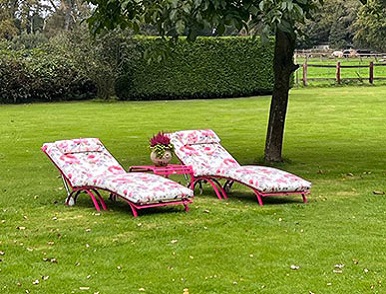 Wertiges Provence Edelstahl Gartenmöbel Ensemble mit Gartentisch, Beistelltisch, Stühlen u. Gartenbank