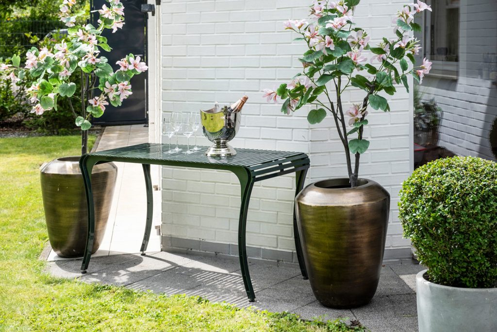 Die attraktive Erweiterung zum Esstisch - der Provence Beistelltisch