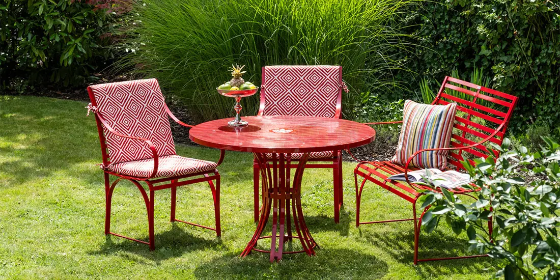 Elegantes Design-Set Edelstahl Gartentisch Riviera mit Cannes Gartenbank und Nizza Gartenstühlen
